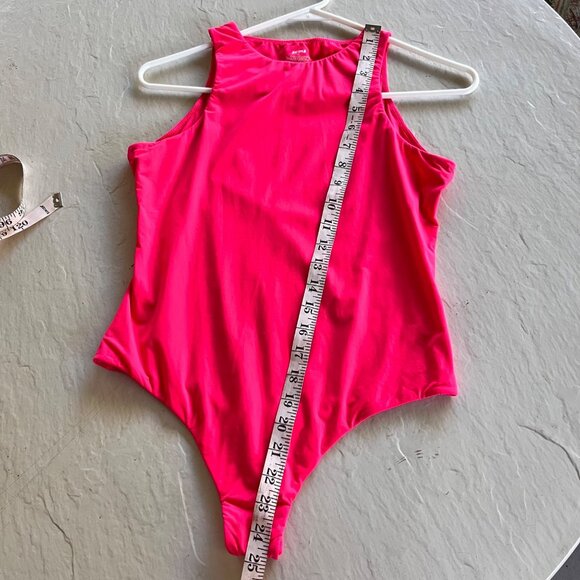 SKIMS Pink Fits Everybody High Neck Sleeveless Bodysuit Size XL - Picture 5 of 7